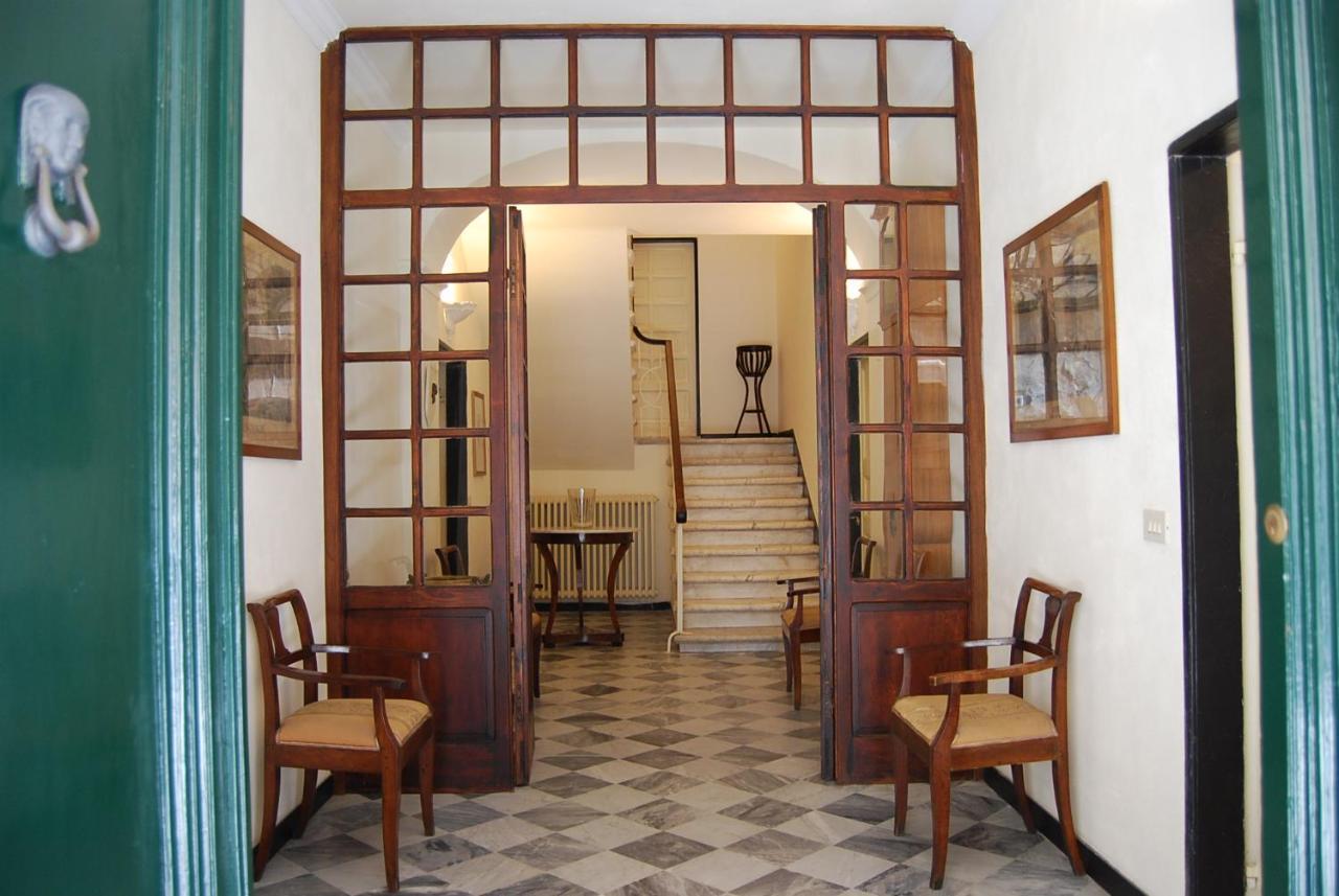 Hotel Dimora Garibaldi Castelnuovo Magra Esterno foto